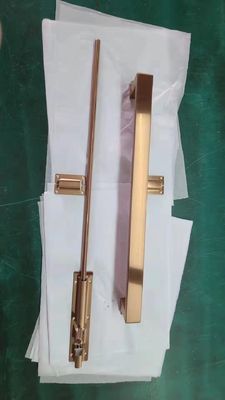 Αυτοματοποιημένα κοσμήματα Μικρό μηχάνημα επικάλυψης Pvd ανώτερη ομοιότητα επικάλυψης Pvd ψεκασμός κενό διακοσμητικό μηχάνημα επικάλυψης