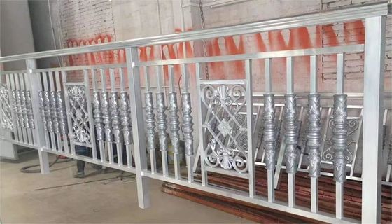 Μηχάνημα επιμετάλλωσης ιόντων PVD υψηλής ακρίβειας για επιχρίσματα χρυσού, ασημιού, χρωμίου και τιτανίου