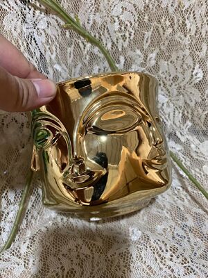 Μηχανή επικαλύψεως PVD πλήρους αυτοματοποίησης για ποτήρια με προσαρμοσμένο μέγεθος θαλάμου και ανθεκτική διαδικασία επικαλύψεως για την παραγωγή φλιτζανιών