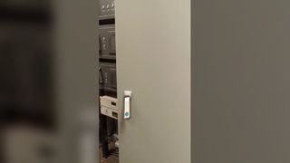 Συμπαγής μηχανή επίστρωσης PVD 1000×1000mm | Σύστημα επίστρωσης κενού μικρού μήκους